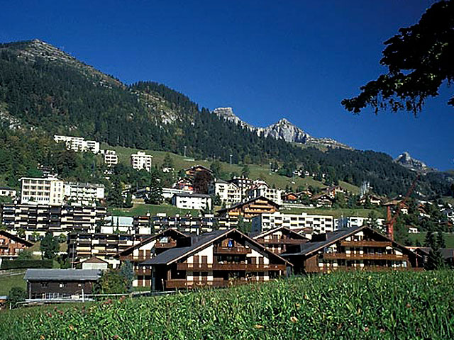 SUMMER ACADEMY IN SWITZERLAND